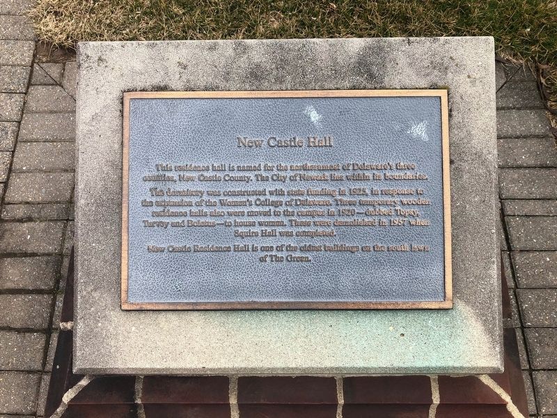 New Castle Hall Marker image. Click for full size.