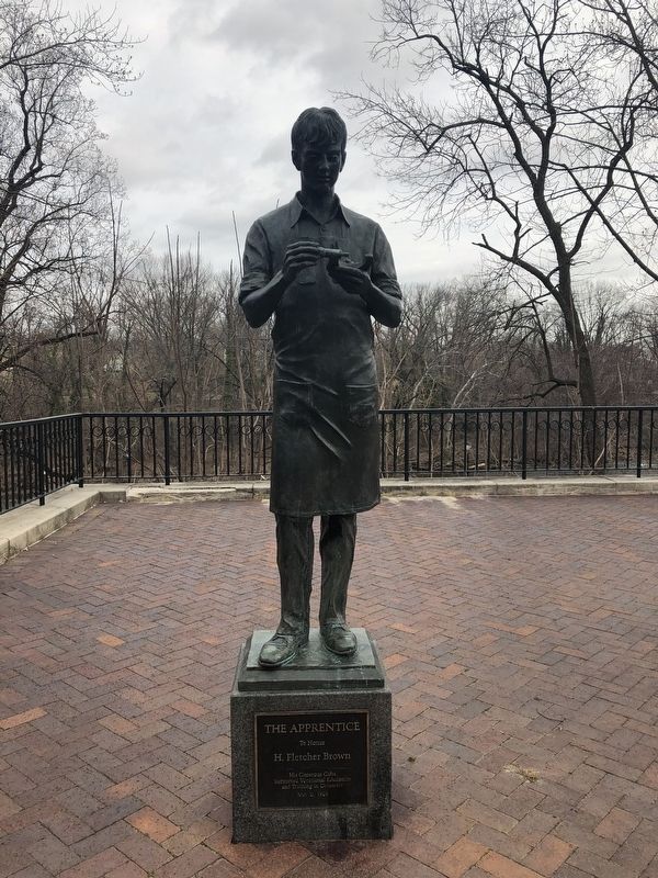 Nearby statue to honor H. Fletcher Brown image. Click for full size.