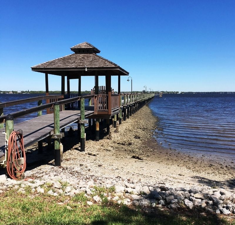 Long Pier. Click for full size. Long Pier image. Click for full size.