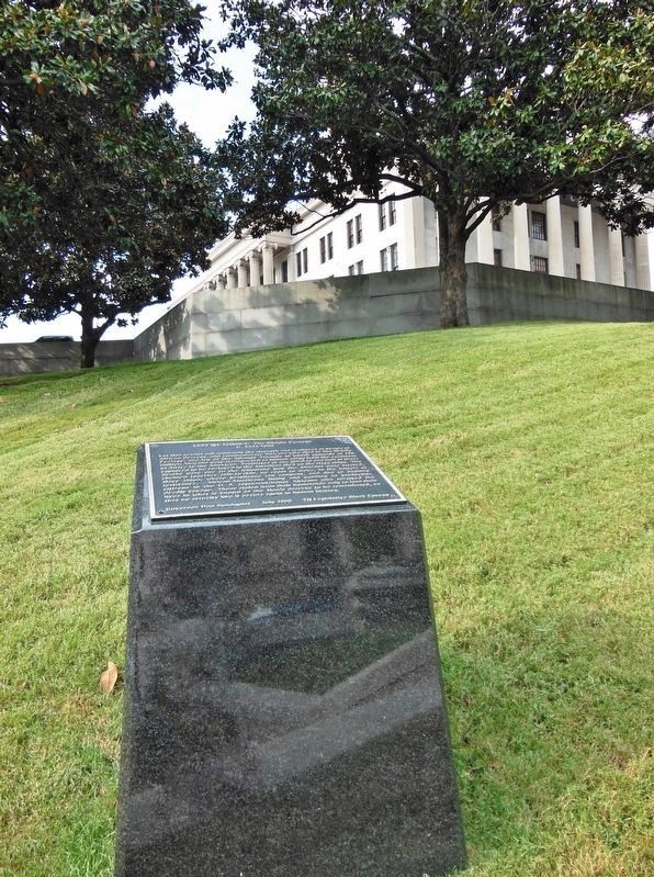 Lest We Forget: The Middle Passage Marker (<i>wide view; Tennessee State Capitol in background</i>) image. Click for full size.