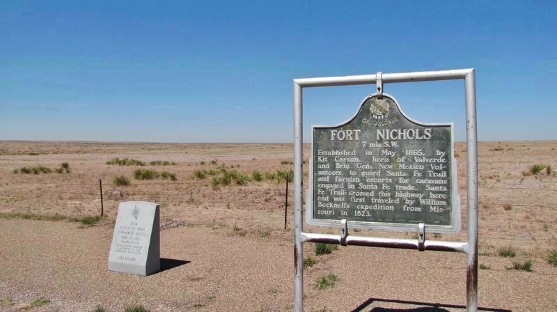 Santa Fe Trail Marker (<i>wide view; showing adjacent Fort Nichols marker on right</i>) image. Click for full size.