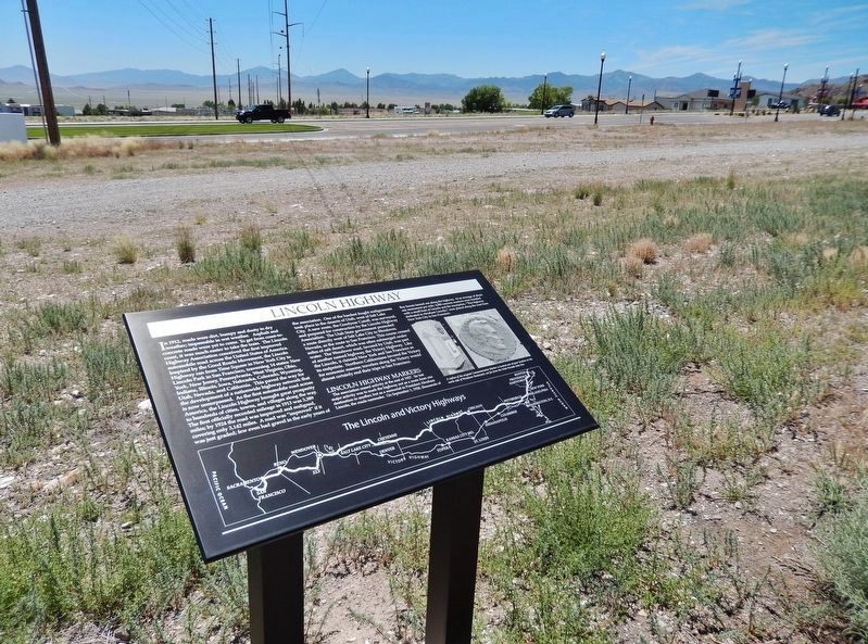 Lincoln Highway Marker (<i>wide view; Wendover Boulevard in background</i>) image. Click for full size.