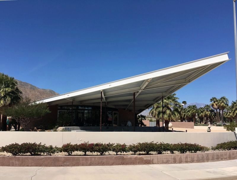 Tramway Gas Station image. Click for full size.