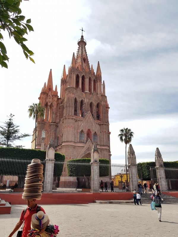 The Parish of San Miguel Arcangel in San Miguel de Allende image. Click for full size.