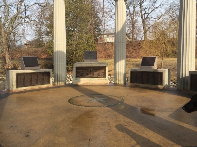 World War Memorial Pavillion image. Click for full size.