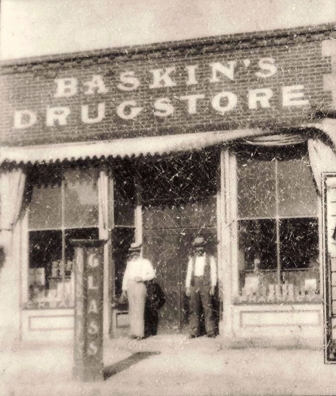 Marker detail: Baskin/Clewell Drug Store image. Click for full size.