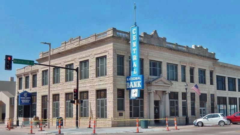 Central National Bank (<i>view from near marker</i>). Click for full size. Central National Bank (<i>view from near marker</i>) image. Click for full size.