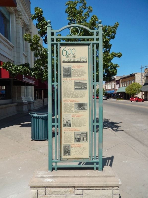 600 Block Washington Street Marker (<i>wide view; looking north along North Washington Street</i>) image. Click for full size.