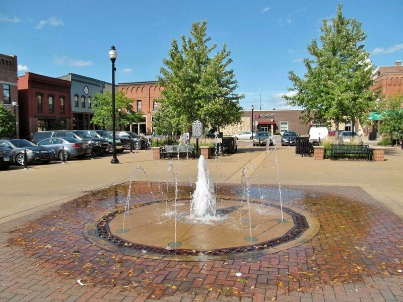 Public Square and Marker. Click for full size. Public Square and Marker image. Click for full size.