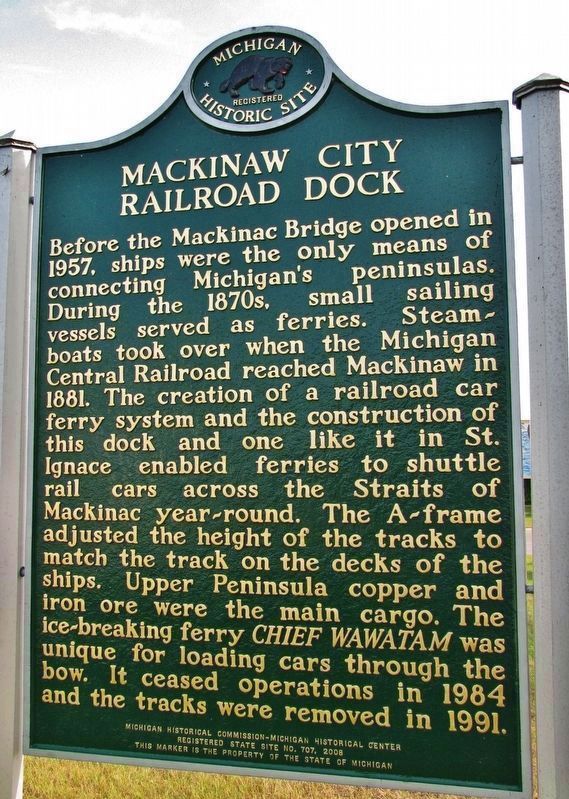 Mackinaw City Railroad Dock Marker<br>(<i>side 1, marker #707</i>) image. Click for full size.
