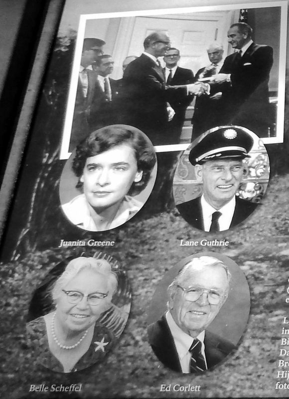 Marker detail: Signing Ceremony /<br>Ceremonia de Firma image. Click for full size.