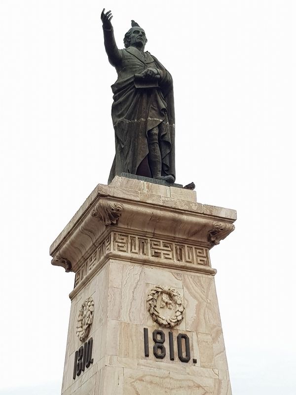 A close-up of the nearby statue of Miguel Hidalgo image. Click for full size.