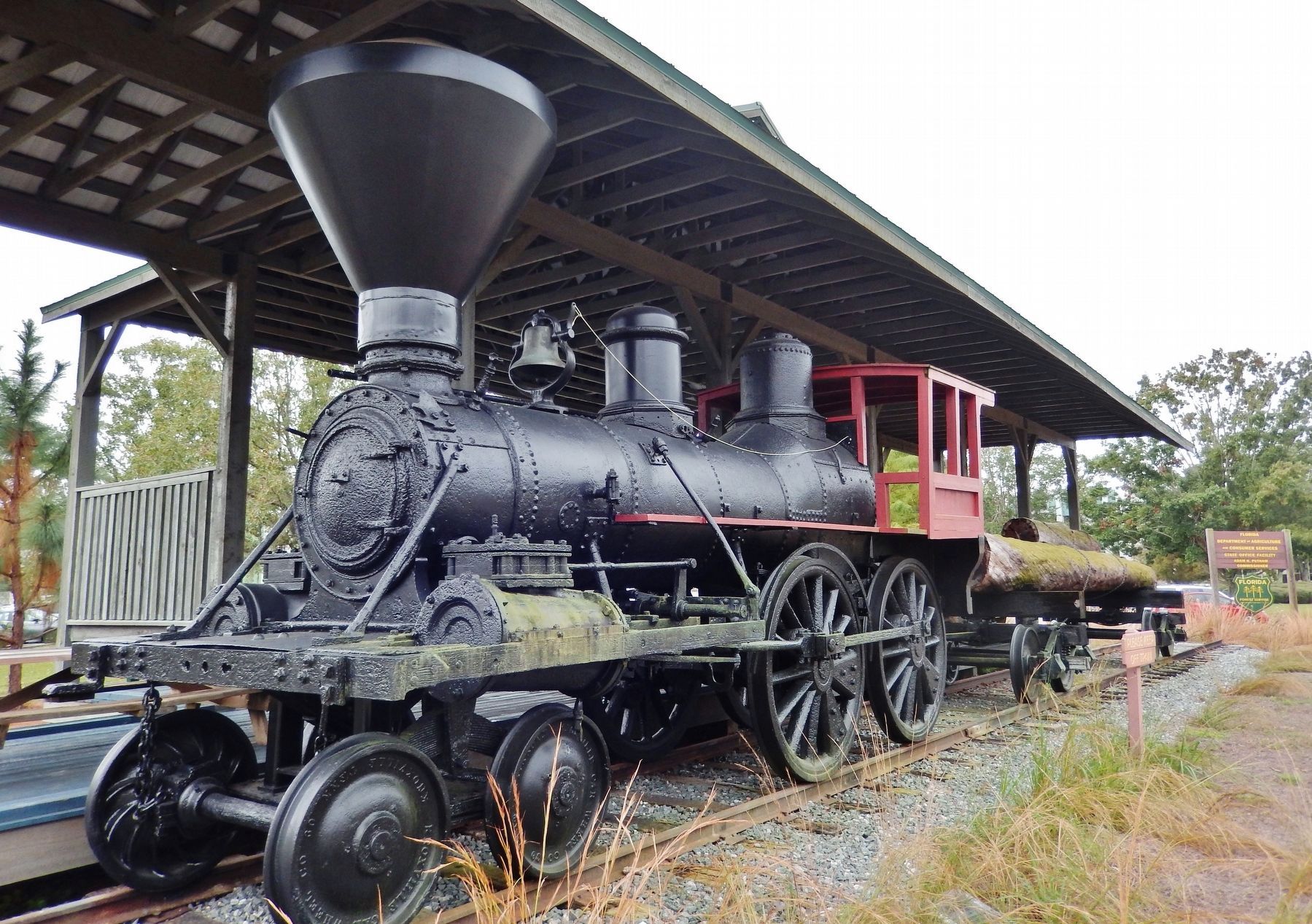 The Luraville Locomotive (<i>back side of marker visible beyond locomotive, at left</i>) image. Click for full size.