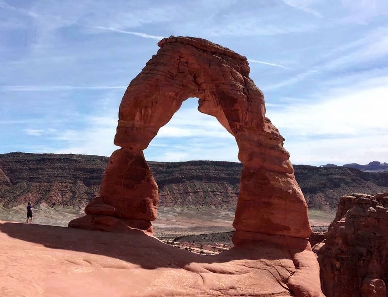 Delicate Arch image. Click for full size.