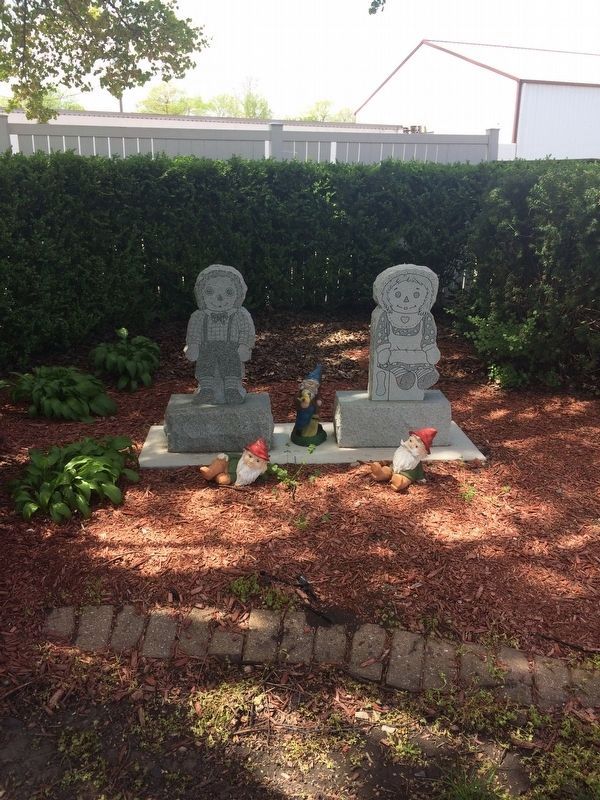 Raggedy Ann and Andy Attended By Gnomes (non-canonical). Click for full size. Raggedy Ann and Andy Attended By Gnomes (non-canonical) image. Click for full size.