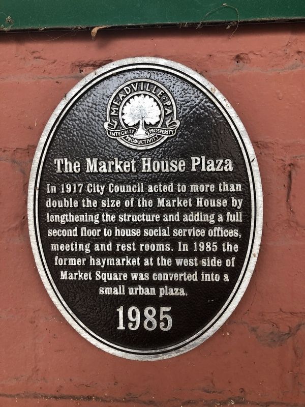 The Market House Plaza Marker image. Click for full size.