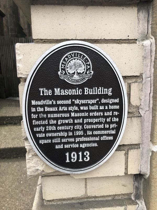 The Masonic Building Marker image. Click for full size.