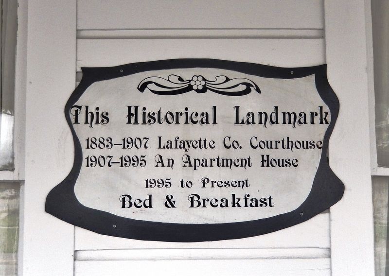 1883 Lafayette County Courthouse Marker (<i>mounted near 1883 courthouse entrance</i>) image. Click for full size.