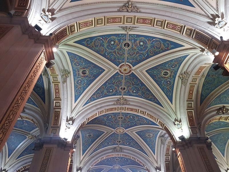 A view of the domed ceiling of the San Luis Potos Cathedral image. Click for full size.