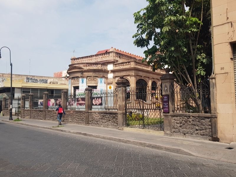 Nineteenth Century Building and Marker. Click for full size. Nineteenth Century Building and Marker image. Click for full size.