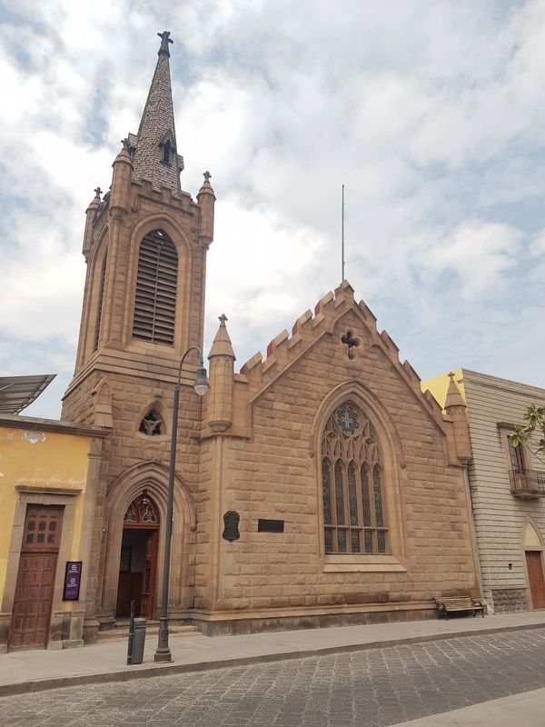 Central Christian Church and Marker. Click for full size. Central Christian Church and Marker image. Click for full size.