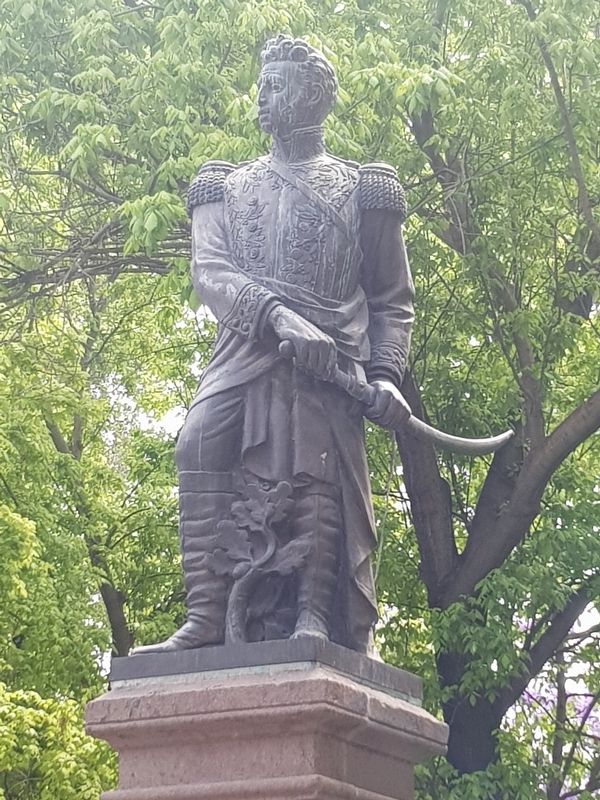 Monument to Vicente Guerrero image. Click for full size.