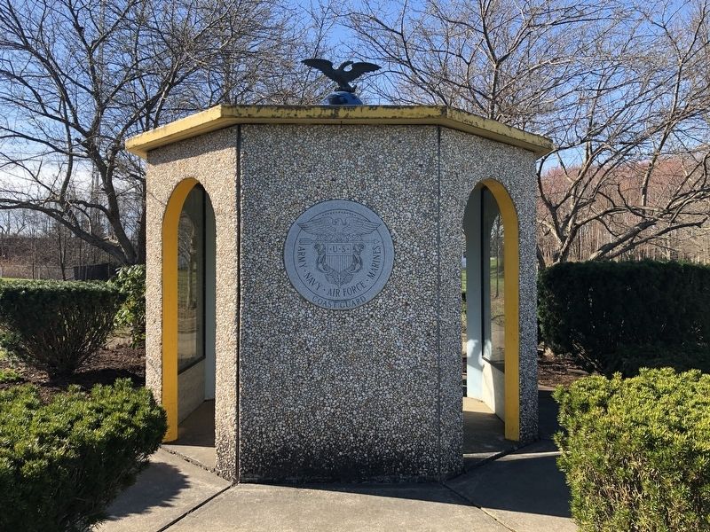 Veterans Memorial image. Click for full size.