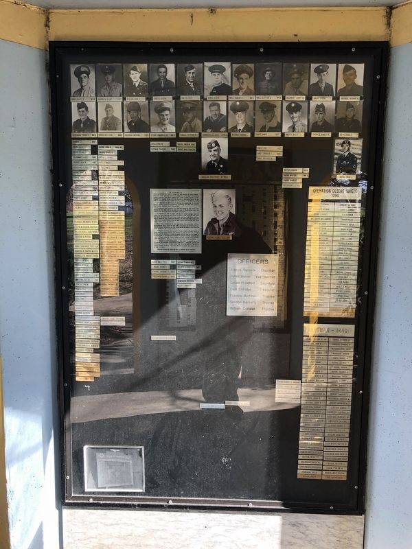 Veterans Memorial image. Click for full size.