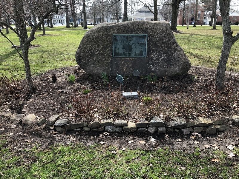 A Memorial to Revolutionary Soldiers Buried in this Vicinity Marker. Click for full size. A Memorial to Revolutionary Soldiers Buried in this Vicinity Marker image. Click for full size.
