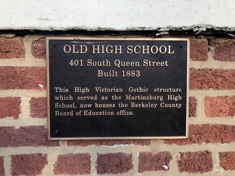 Old High School Marker image. Click for full size.