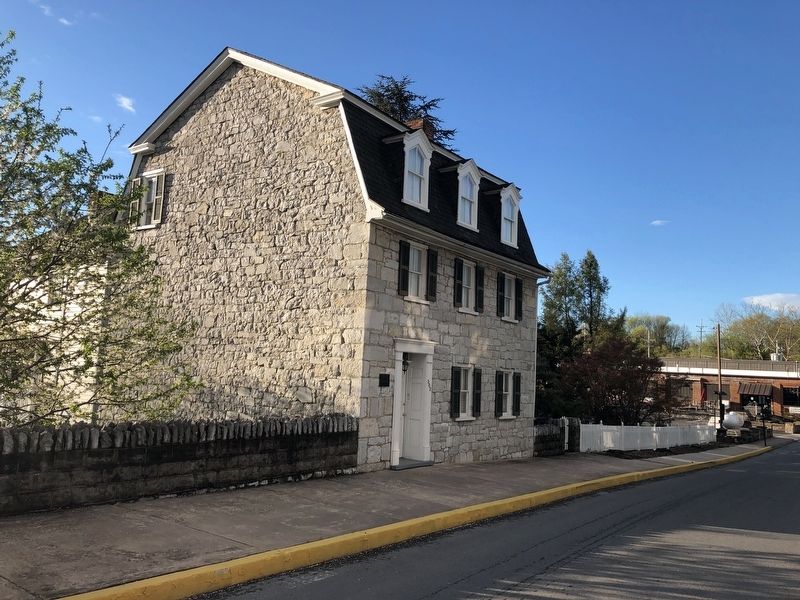 Old Stone House Marker. Click for full size. Old Stone House Marker image. Click for full size.