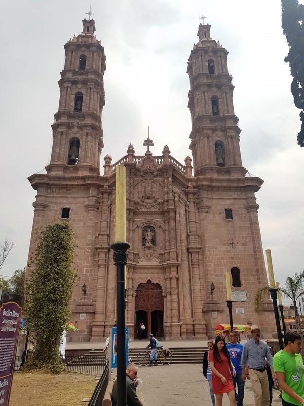 Minor Basilica and Marker image. Click for full size.