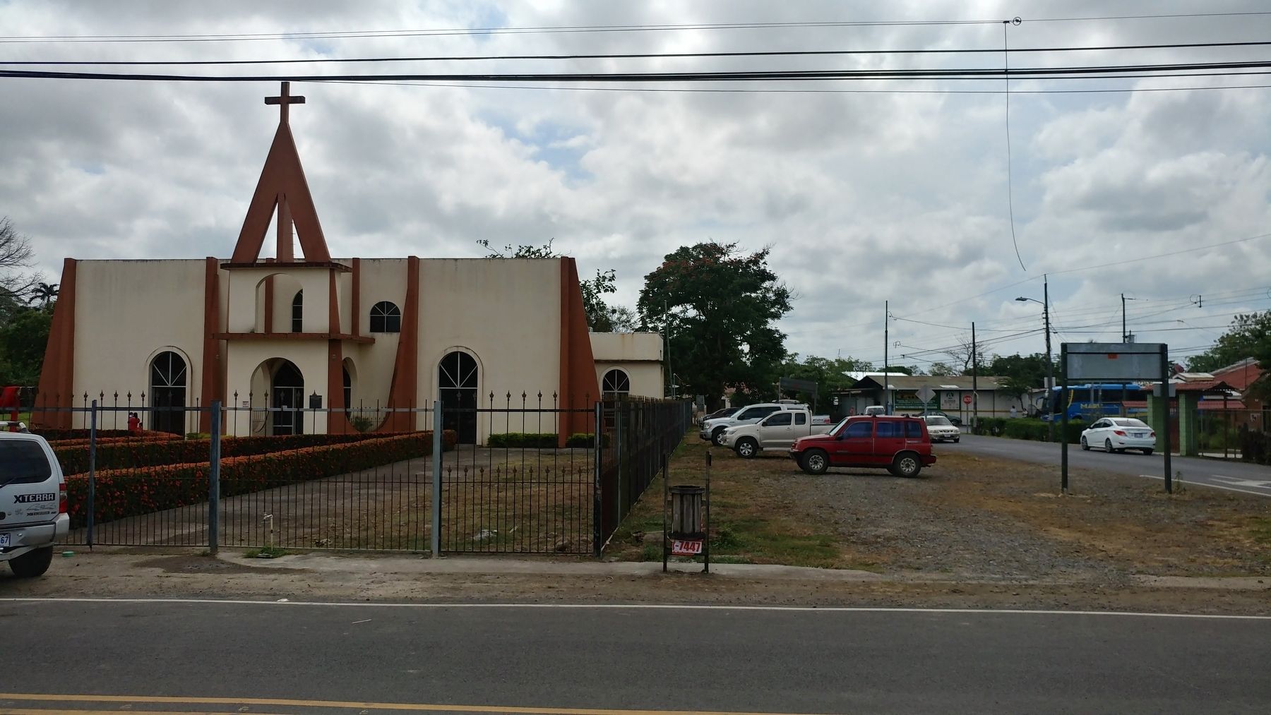 Iglesia de San Rafael de Guatuso. Click for full size. Iglesia de San Rafael de Guatuso image. Click for full size.