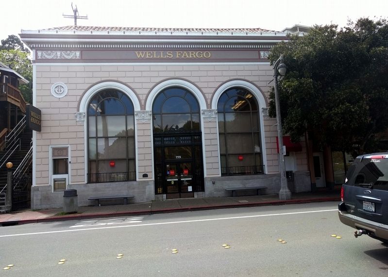 Former Bank of Sausalito and Marker image. Click for full size.