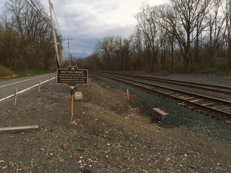 Nutten Hooke Marker. Click for full size. Nutten Hooke Marker image. Click for full size.