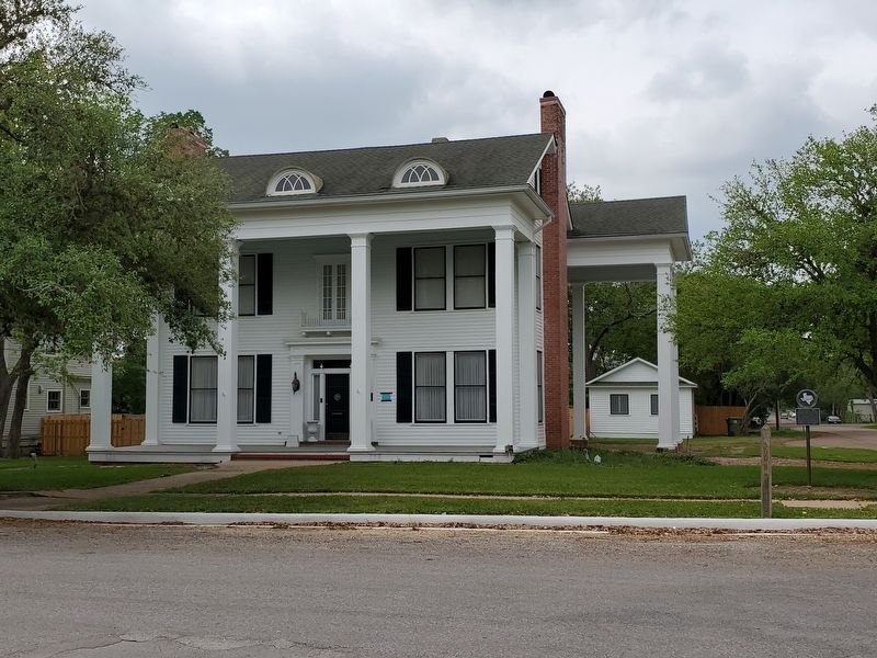 Heaton-Breeden House. Click for full size. Heaton-Breeden House image. Click for full size.