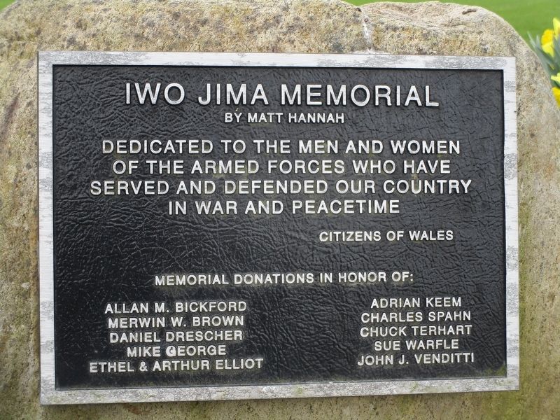 Iwo Jima Memorial image. Click for full size.