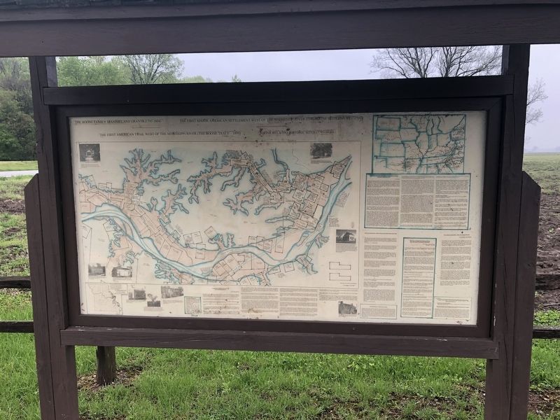 Daniel Boone Judgment Tree Memorial [Left plaque] image. Click for full size.