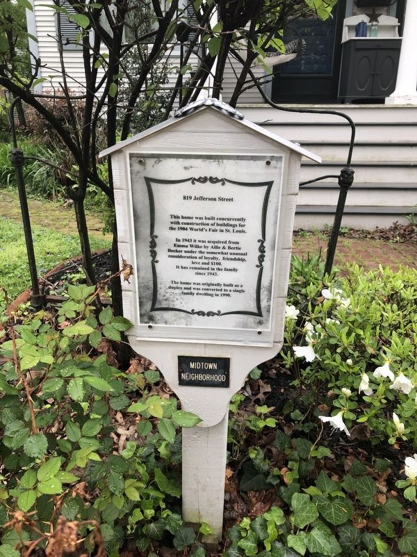 819 Jefferson Street Marker. Click for full size. 819 Jefferson Street Marker image. Click for full size.