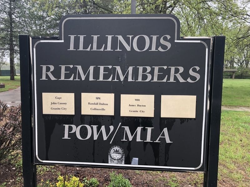 Illinois Remembers POW/MIA Marker image. Click for full size.