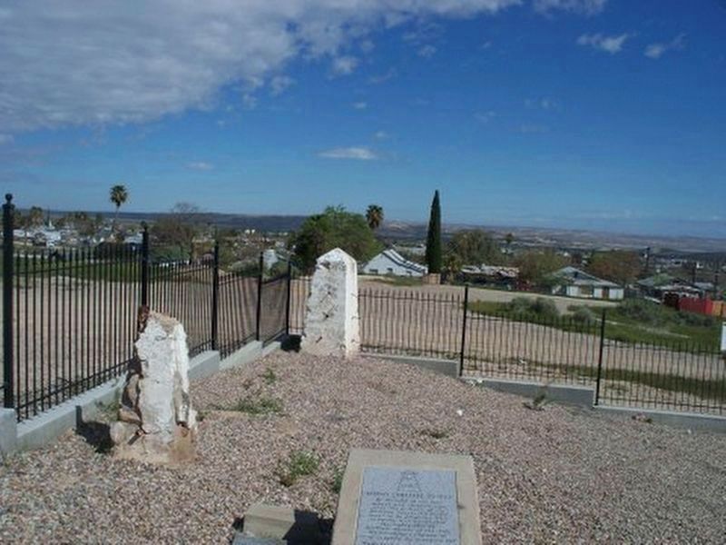 Midway Cemetery and Marker image. Click for full size.