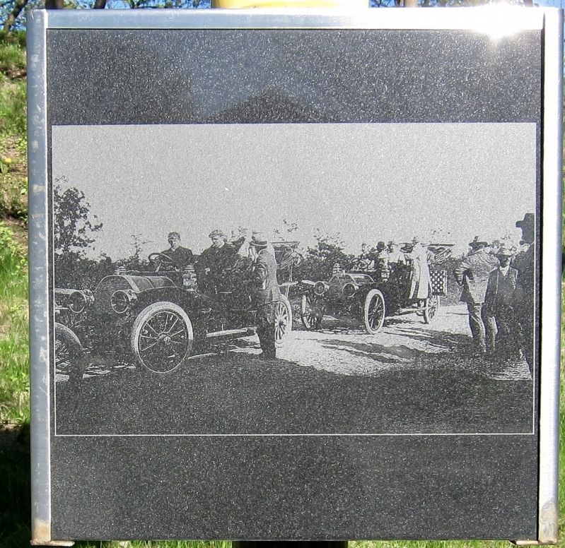 Photo on pole below marker, presumably related to the LI Motor Parkway image. Click for full size.