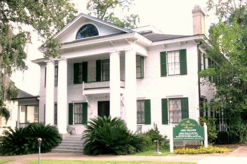 The Knott House image. Click for full size.