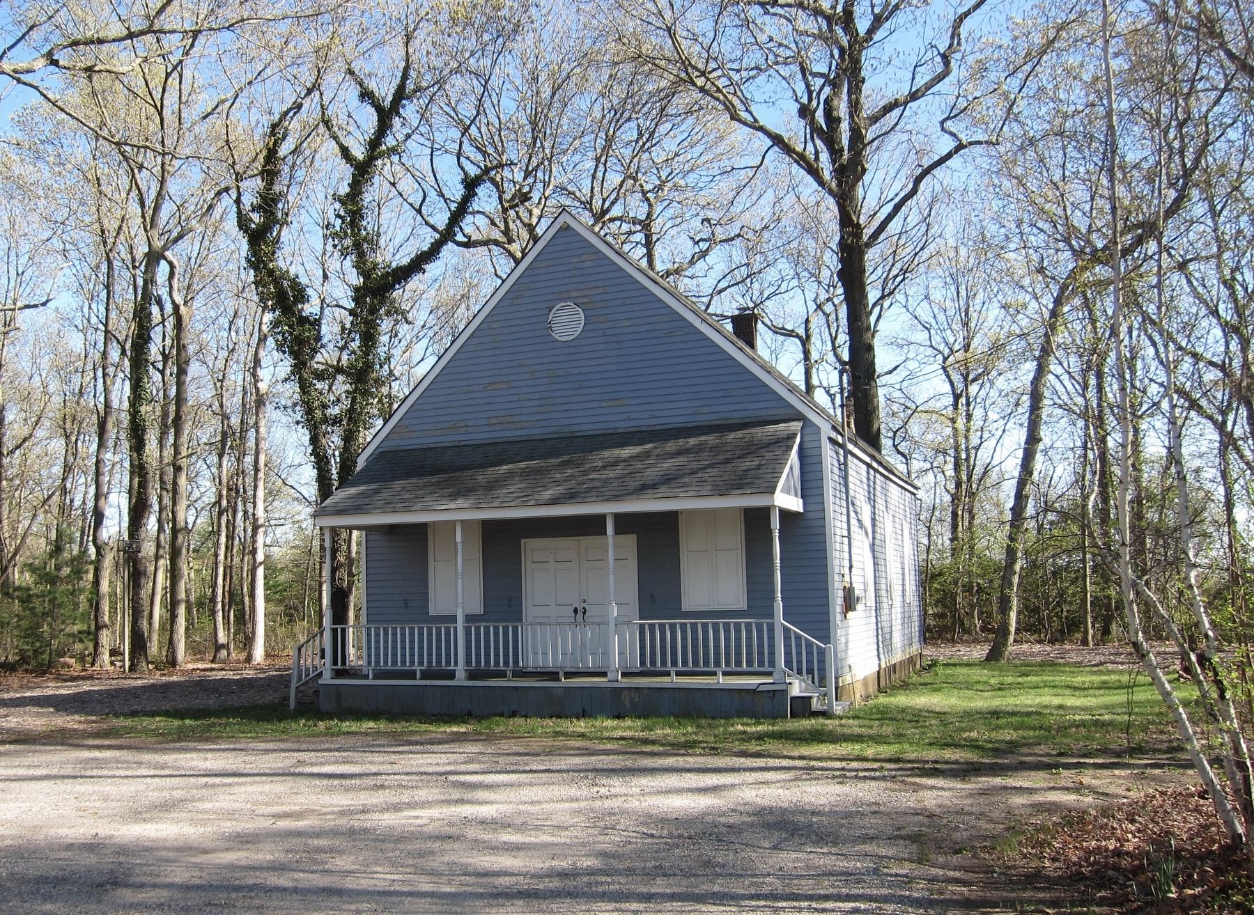 Quaker Meeting House image. Click for full size.