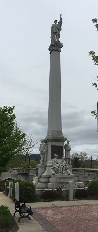 Warren County Heroes Marker. Click for full size. Warren County Heroes Marker image. Click for full size.