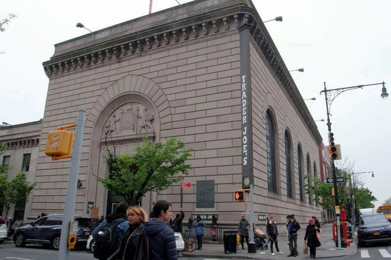 Trader Joe's/formerly Independence Savings Bank/originally South Brooklyn Savings Institution. Click for full size. Trader Joe's/formerly Independence Savings Bank/originally South Brooklyn Savings Institution image. Click for full size.