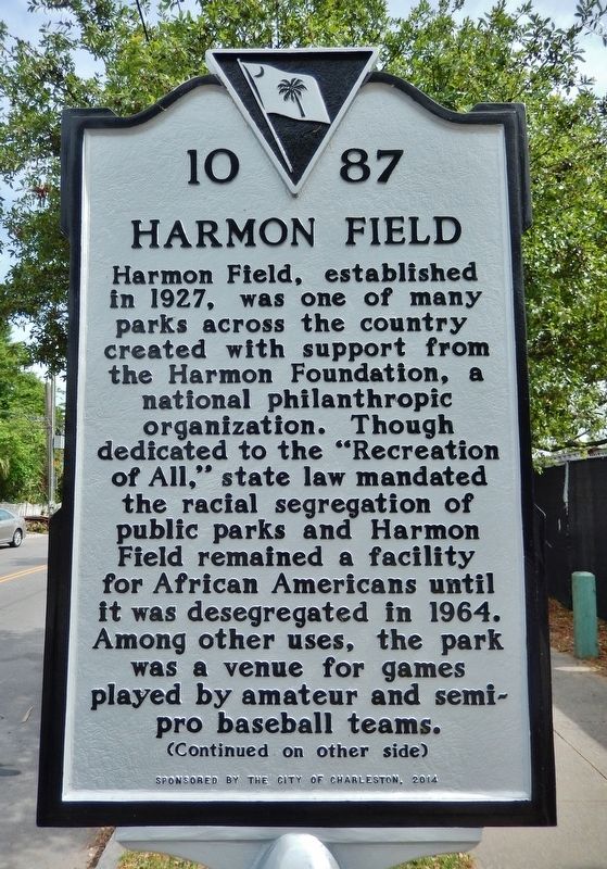 Harmon Field Marker<br>(<i>side 1 • faces north • Harmon Field on right</i>) image. Click for full size.