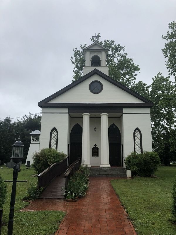 St. Peter's Church. Click for full size. St. Peter's Church image. Click for full size.