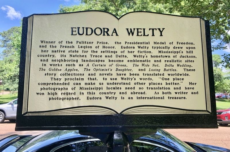 Eudora Welty Marker image. Click for full size.