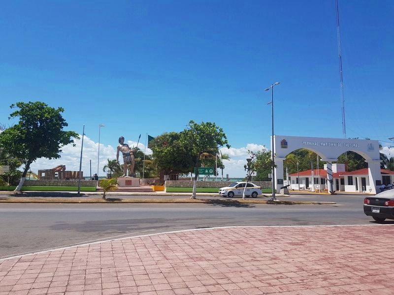 Monument to Nachi Cocom and Marker image. Click for full size.